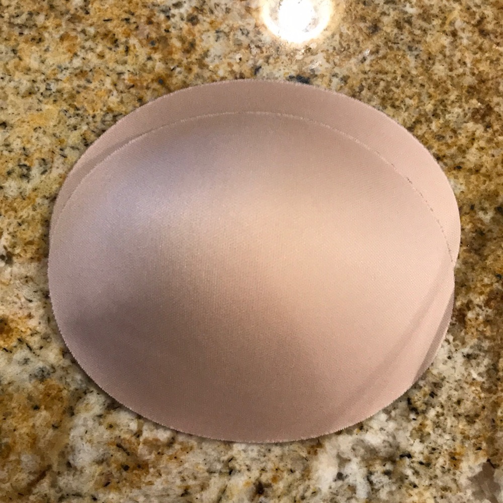 Size 8/10 lululemon bra inserts